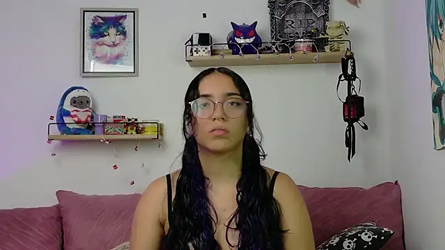 LucyDerby online show from 02-10-26, 02:59