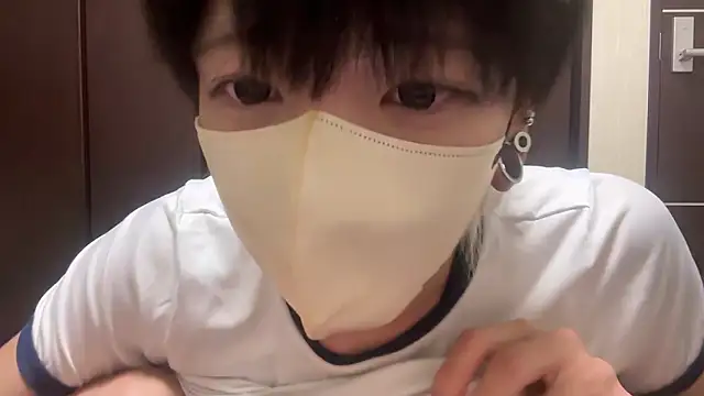 Snapshot of tora3220 chatting on 11-12-25, 12:49 tora3220 online show from 11-12-25, 12:49