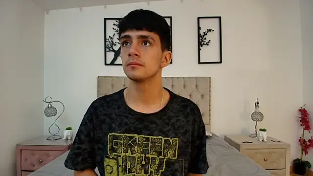 Snapshot of Axel_Draven chatting on 10-02-25, 11:17 Axel Draven online show from 10-02-25, 11:17