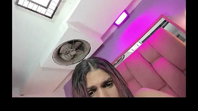 GRECIACUTETS online show from 09-29-25, 09:25