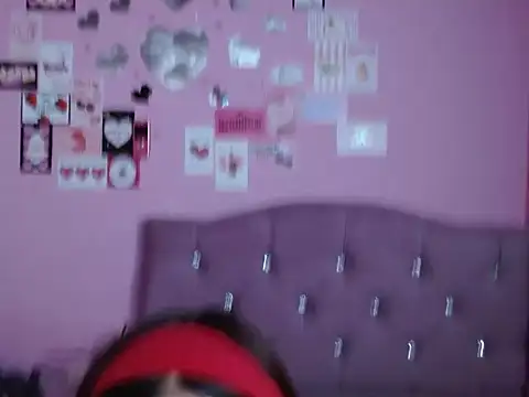 Snapshot of sabrinapaulson1111 chatting on 06-22-26, 03:25 sabrinapaulson1111 online show from 06-22-26, 03:25