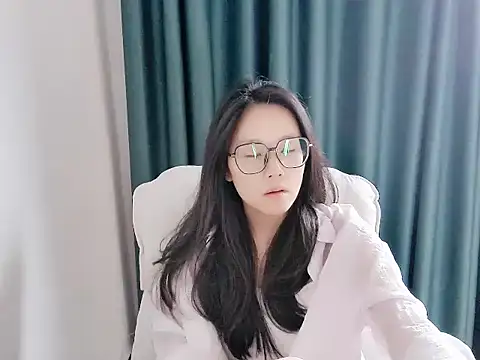 Snapshot of guai00 chatting on 10-07-25, 05:48 guai00 online show from 10-07-25, 05:48