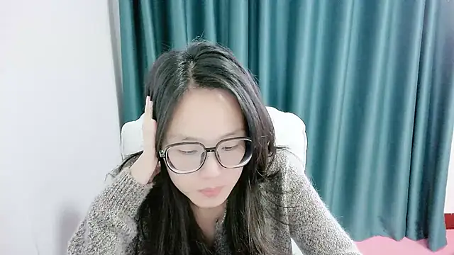 Snapshot of guai00 chatting on 11-06-25, 06:03 guai00 online show from 11-06-25, 06:03