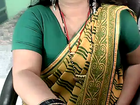 BABITA KUMARII online show from 11-24-25, 04:29