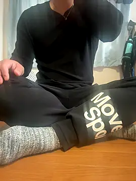 Snapshot of queen_slave1221 chatting on 10-20-25, 11:16 queen slave1221 online show from 10-20-25, 11:16