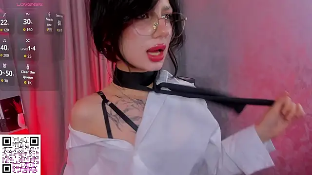 Snapshot of Michelle_Murray chatting on 10-29-25, 04:20 Michelle Murray online show from 10-29-25, 04:20