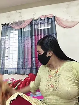 Love Queen11 online show from 02-11-26, 08:41