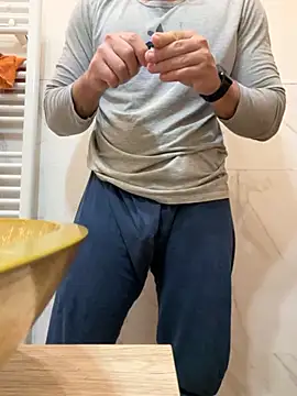 Italianofirenze online show from 10-14-25, 09:15