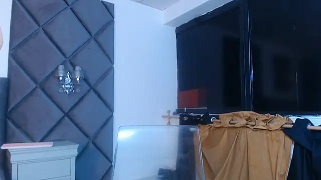 WendyChantal online show from 10-15-25, 06:02