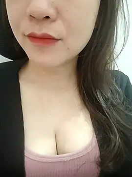 Girl Shy2000 online show from 02-26-26, 02:43