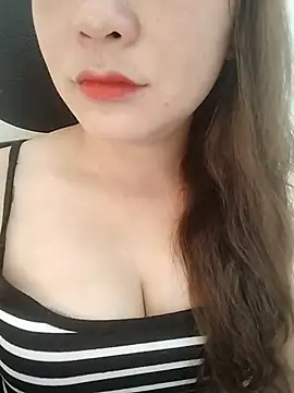 Girl Shy2000 online show from 05-05-26, 03:58