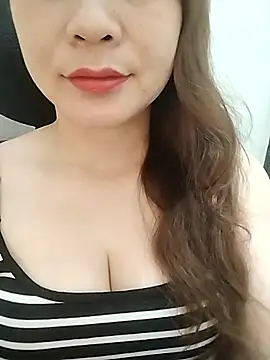 Girl Shy2000 online show from 06-17-26, 03:20