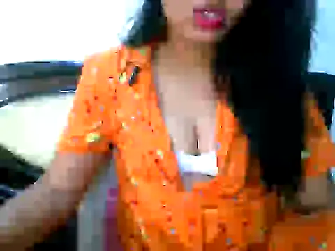 Snapshot of Cute_Dimple_ chatting on 10-10-25, 06:07 Cute Dimple online show from 10-10-25, 06:07