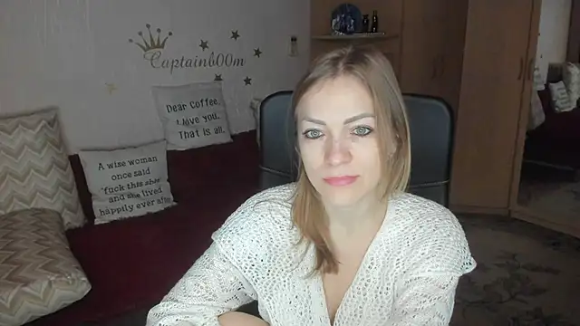 Snapshot of Tiffany_Bates chatting on 11-03-25, 03:52 Tiffany Bates online show from 11-03-25, 03:52