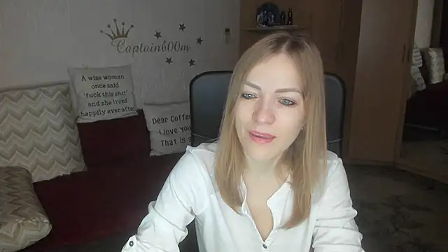 Snapshot of Tiffany_Bates chatting on 11-06-25, 03:29 Tiffany Bates online show from 11-06-25, 03:29