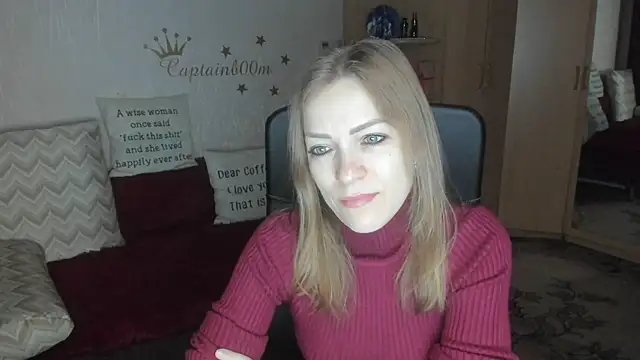 Snapshot of Tiffany_Bates chatting on 11-07-25, 03:17 Tiffany Bates online show from 11-07-25, 03:17