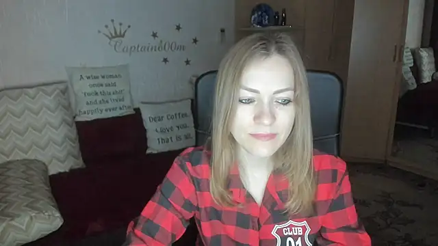 Snapshot of Tiffany_Bates chatting on 11-08-25, 03:50 Tiffany Bates online show from 11-08-25, 03:50