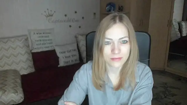 Snapshot of Tiffany_Bates chatting on 11-12-25, 03:18 Tiffany Bates online show from 11-12-25, 03:18