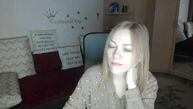 Snapshot of Tiffany_Bates chatting on 11-16-25, 03:45 Tiffany Bates online show from 11-16-25, 03:45