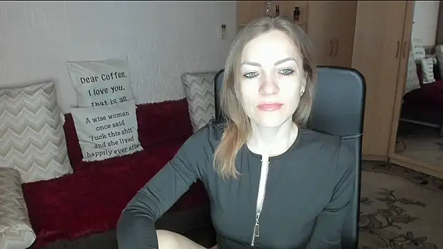 Tiffany Bates online show from 03-07-26, 03:25