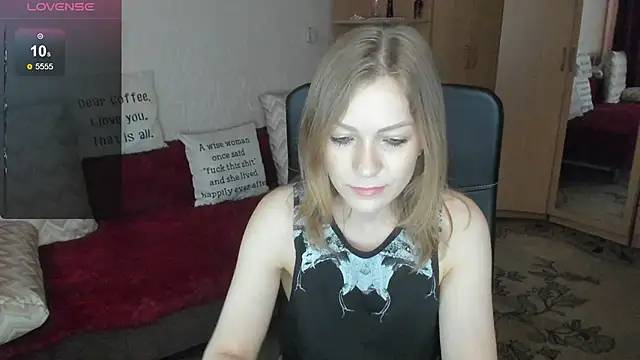 Snapshot of Tiffany_Bates chatting on 06-16-26, 09:23 Tiffany Bates online show from 06-16-26, 09:23