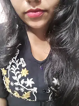 Miss Rose   online show from 10-19-25, 05:35