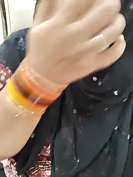 Miss Rose   online show from 10-27-25, 05:50