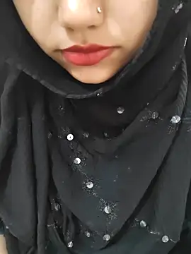 Snapshot of Miss_Rose__ chatting on 11-29-25, 07:22 Miss Rose online show from 11-29-25, 07:22