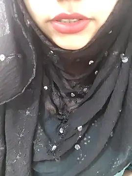 Snapshot of Miss_Rose__ chatting on 12-15-25, 06:06 Miss Rose online show from 12-15-25, 06:06