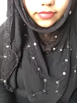 Snapshot of Miss_Rose__ chatting on 01-18-26, 08:07 Miss Rose online show from 01-18-26, 08:07