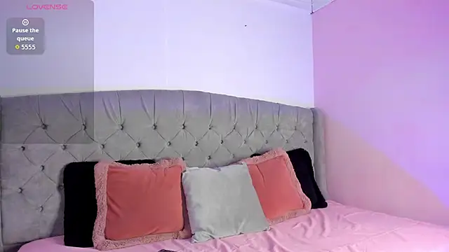 melevansxs online show from 02-10-26, 04:27