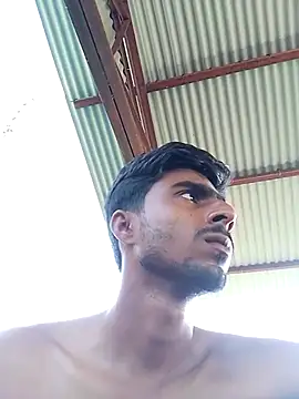 Snapshot of LesserUpset chatting on 10-21-25, 04:24 LesserUpset online show from 10-21-25, 04:24