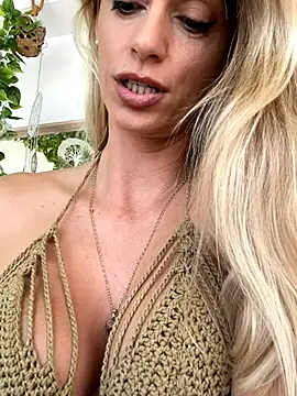 ericafontesx online show from 09-26-25, 12:20