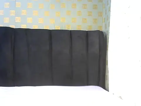 Famous ryleigh online show from 09-24-25, 03:59