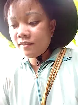 Snapshot of Samyy_xx chatting on 11-12-25, 06:14 Samyy xx online show from 11-12-25, 06:14