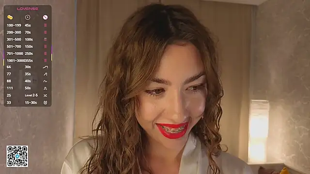 Snapshot of KeilaJeschon chatting on 10-18-25, 05:43 KeilaJeschon online show from 10-18-25, 05:43