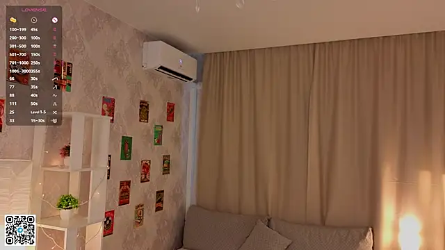 Snapshot of KeilaJeschon chatting on 11-09-25, 04:44 KeilaJeschon online show from 11-09-25, 04:44