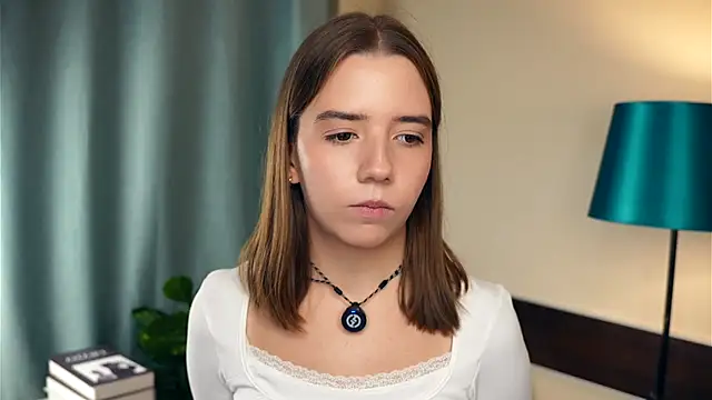 OzellaHeglar online show from 09-25-25, 11:25
