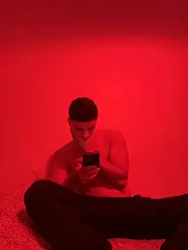 Snapshot of Gabrielrdsouza chatting on 09-28-25, 10:48 Gabrielrdsouza online show from 09-28-25, 10:48