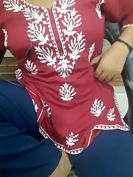 Snapshot of Minakshi_677 chatting on 10-02-25, 07:04 Minakshi 677 online show from 10-02-25, 07:04