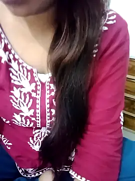 Snapshot of Minakshi_677 chatting on 10-16-25, 05:52 Minakshi 677 online show from 10-16-25, 05:52