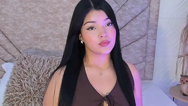 EmmaBlossom online show from 12-22-25, 12:46