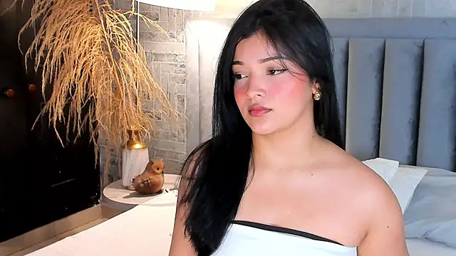 EmmaBlossom online show from 05-02-26, 12:43