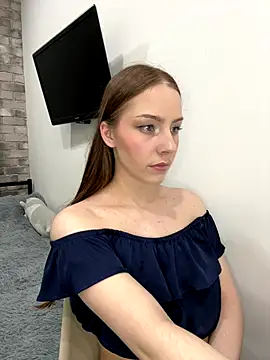 Snapshot of Im_Regina chatting on 10-31-25, 05:47 Im Regina online show from 10-31-25, 05:47