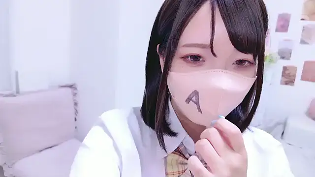 rinochi  online show from 09-27-25, 11:04