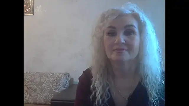 Snapshot of LadySexyBlond chatting on 11-20-25, 07:08 LadySexyBlond online show from 11-20-25, 07:08