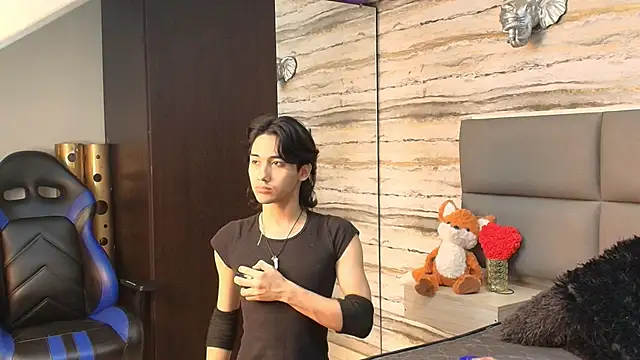 Lovers 21 online show from 02-25-26, 03:49