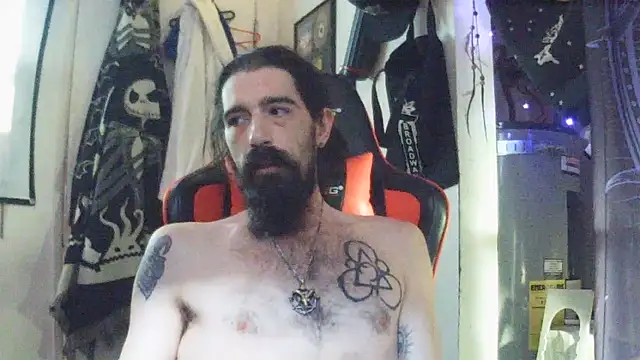 Snapshot of Neekaleek89 chatting on 03-26-26, 04:23 Neekaleek89 online show from 03-26-26, 04:23