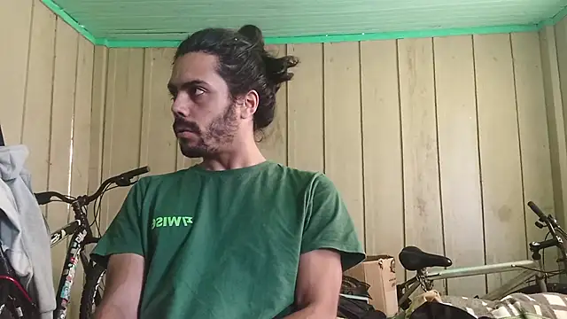 Snapshot of Jack_Spermre chatting on 10-21-25, 02:51 Jack Spermre online show from 10-21-25, 02:51