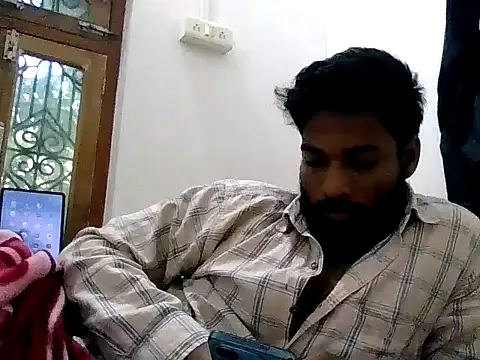 Raw12499 online show from 11-13-25, 05:06